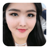 Natural makeup by Dari