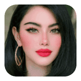 Glossy Lashes Makeup