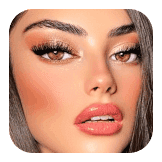 BOLD MAKEUP LOOK