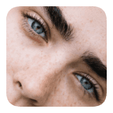 FRECKLES LOOKS