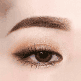 ánh mắt mê muội