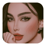 Young Lady Glam